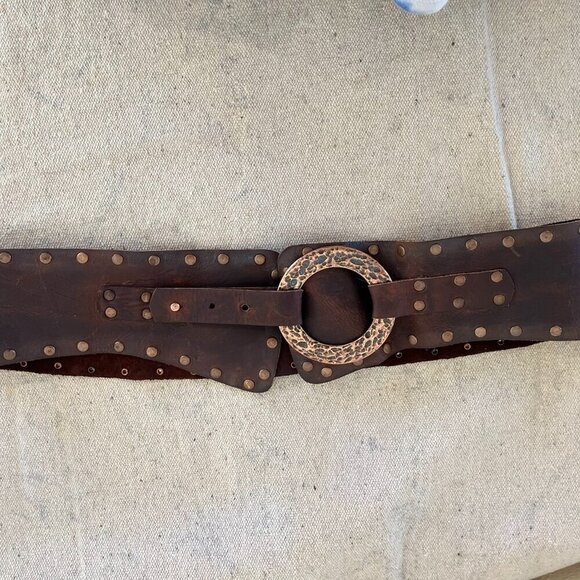 LeatherRock Woman's Leather Made In The USA Stud Loop Boho Festival Belt Sz Med - Picture 2 of 13